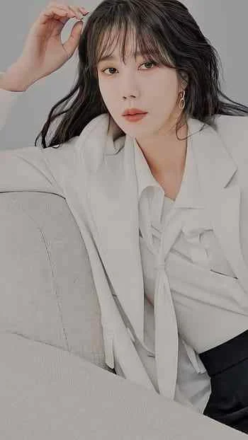 Lee Ji Ah - lee-ji-ah-31.webp